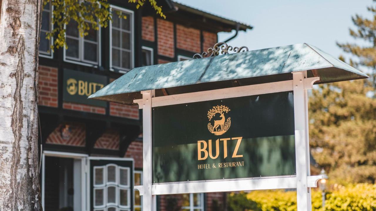 Hotel Butz Scharbeutz Buitenkant foto